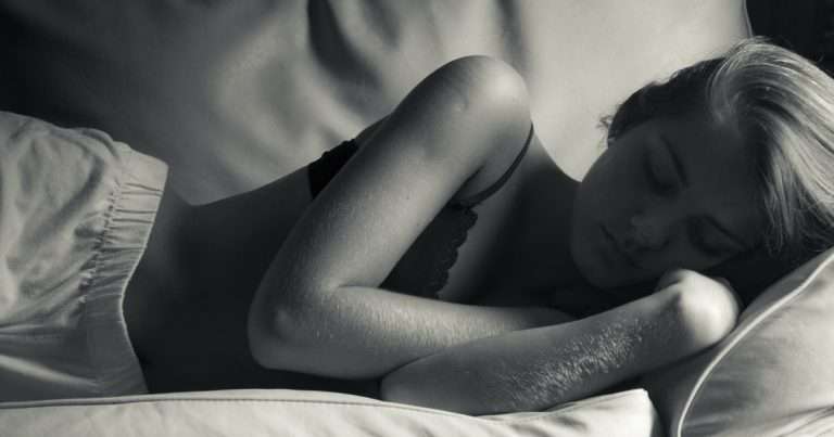 sonno dormire insonnia donna