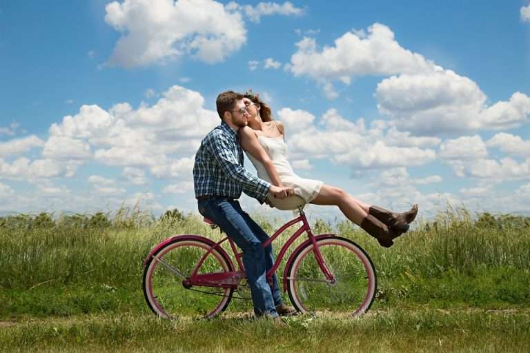 couple-1718244_960_720