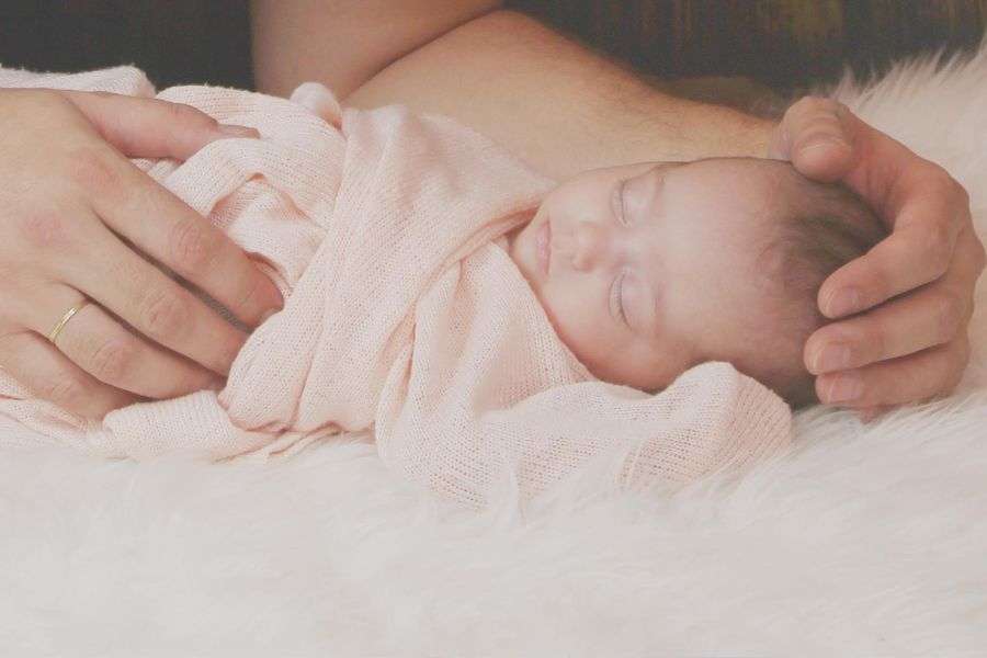 Bambino appena nato. PMA scelta da tante coppie per vari problemi