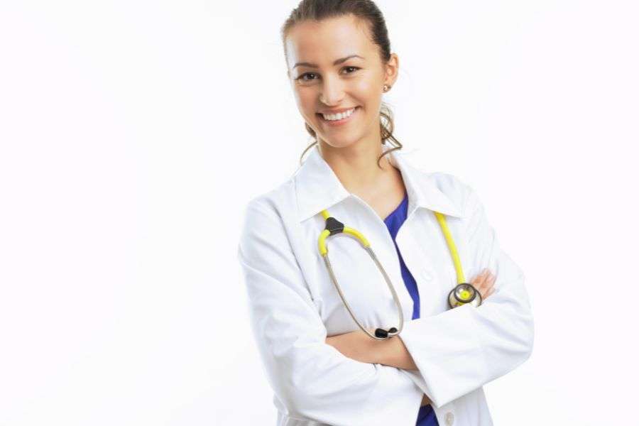 un medico donna, i controlli medici possono confermare che si tratta di vulvodinia