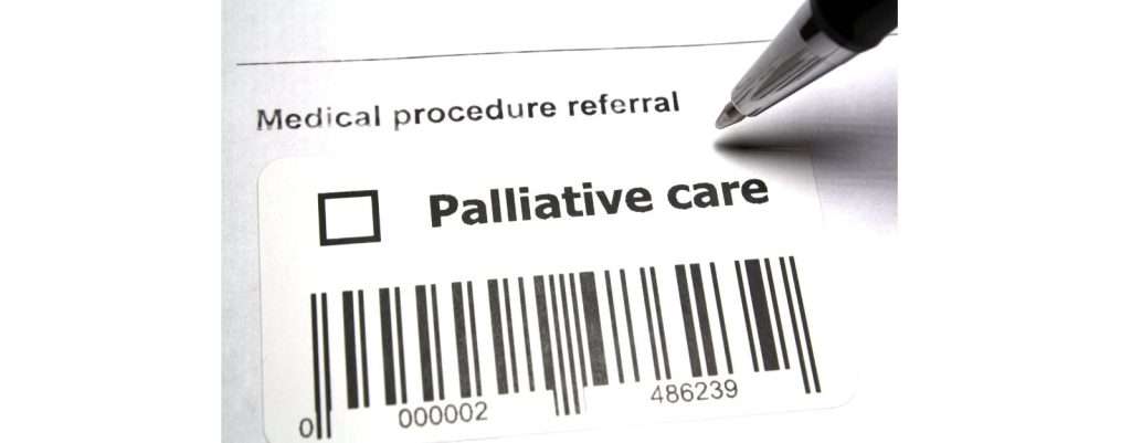 Giornata del Sollievo, focus sulle cure palliative. Scritta su etichetta CURE PALLIATIVE