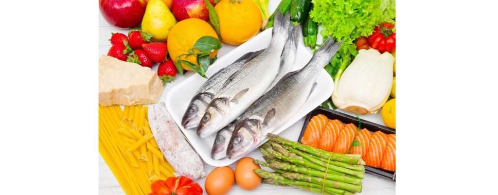 Dieta mediterranea, ideale per la salute delle ossa